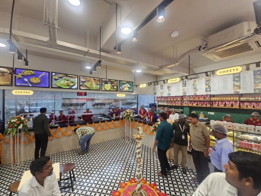 manoj bhavan restaurant interior design